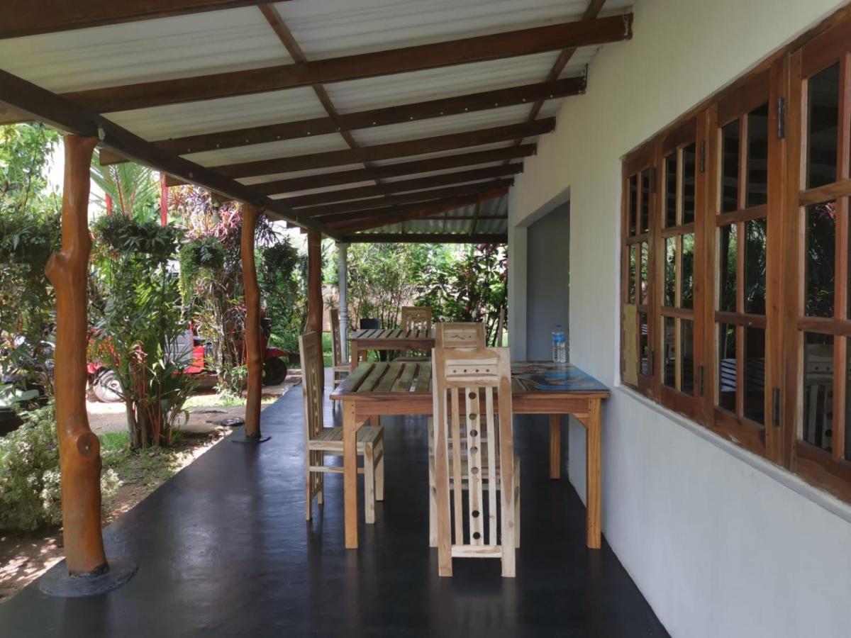 Sigiri Sandilu Homestay Sigiriya Exterior photo